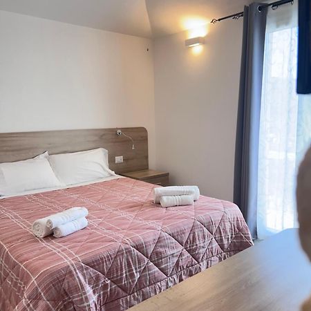 Affittacamere Su Caboni Tortolì Eksteriør billede