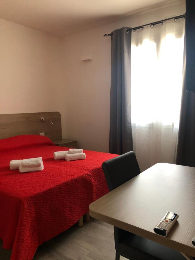 Affittacamere Su Caboni Tortolì Eksteriør billede